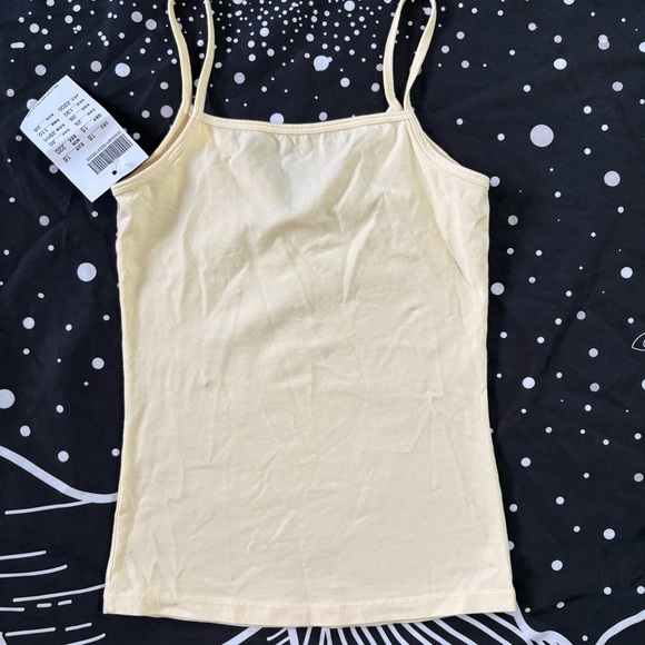 Brandy Melville Light Yellow Camisole - Picture 4 of 4